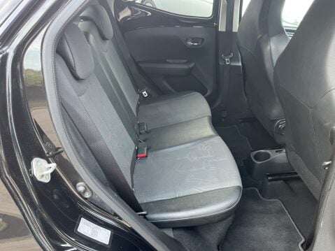 Toyota Aygo 1.0 VVT-I X-CLUSIV 7