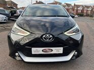 Toyota Aygo 1.0 VVT-I X-CLUSIV 9