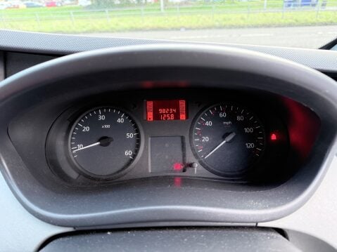 Renault Trafic SL29 DCI CAMPER CONVERSION 26