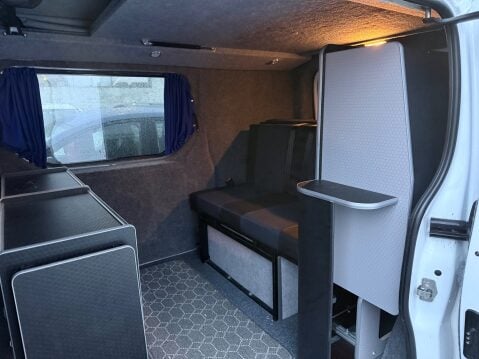 Renault Trafic SL29 DCI CAMPER CONVERSION 5