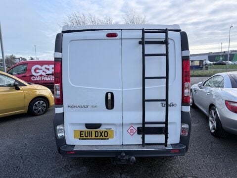 Renault Trafic SL29 DCI CAMPER CONVERSION 7