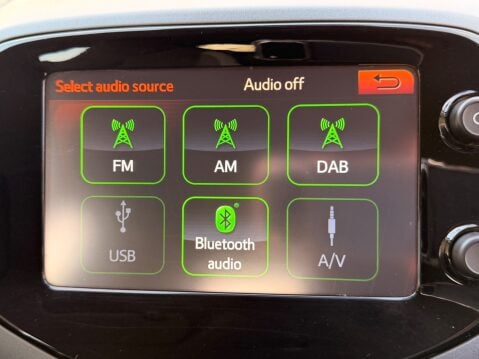 Toyota Aygo VVT-I X-PLAY 15