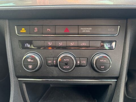 SEAT Leon TSI FR TECHNOLOGY 16