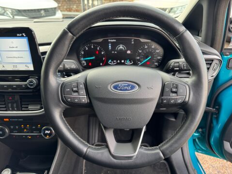 Ford Fiesta TITANIUM 12