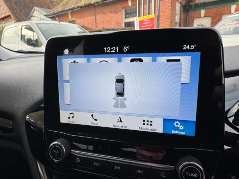 Ford Fiesta TITANIUM 23