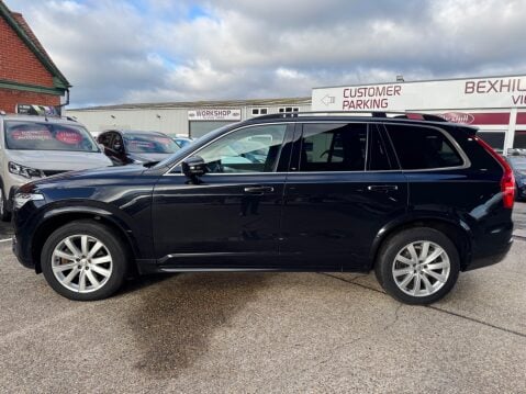 Volvo XC90 D5 POWERPULSE MOMENTUM AWD 5