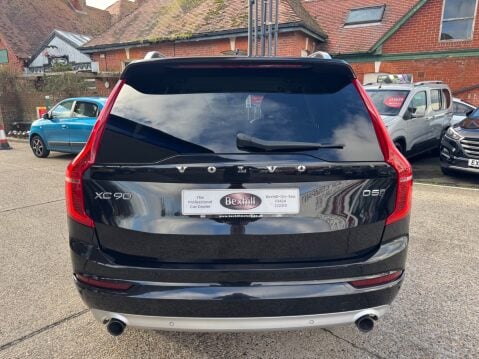 Volvo XC90 D5 POWERPULSE MOMENTUM AWD 9