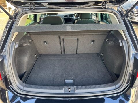 Volkswagen Golf MATCH EDITION TSI EVO DSG 10