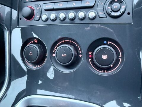 Peugeot 3008 E-HDI ACTIVE AUTOMATIC 14