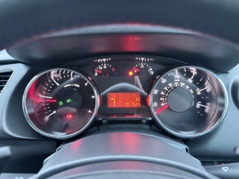 Peugeot 3008 E-HDI ACTIVE AUTOMATIC 17