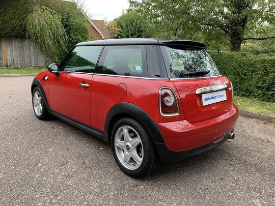Mini Hatch 1.6 COOPER 