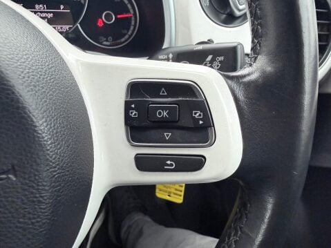 Volkswagen Beetle DESIGN TDI DSG 21