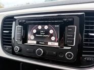 Volkswagen Beetle DESIGN TDI DSG 15