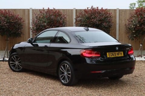 BMW 2 Series 218I SPORT 2