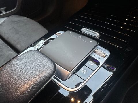 Mercedes-Benz A Class A 200 AMG LINE PREMIUM AUTOMATIC 20