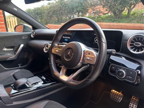 Mercedes-Benz A Class A 200 AMG LINE PREMIUM AUTOMATIC 9