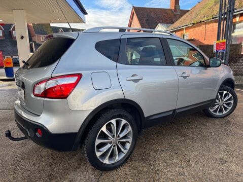 Nissan Qashqai TEKNA 2