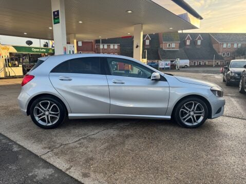 Mercedes-Benz A Class A180 CDI BLUEEFFICIENCY SPORT 5