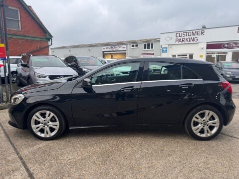 Mercedes-Benz A Class A 180 SPORT PREMIUM 5