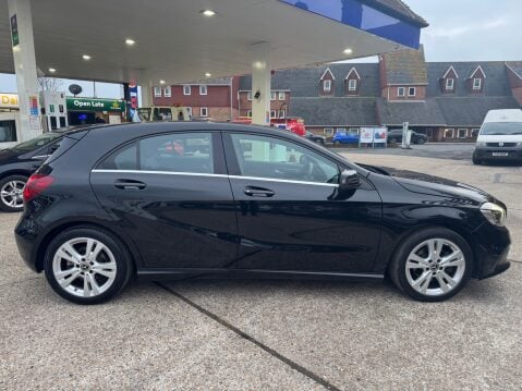 Mercedes-Benz A Class A 180 SPORT PREMIUM 4