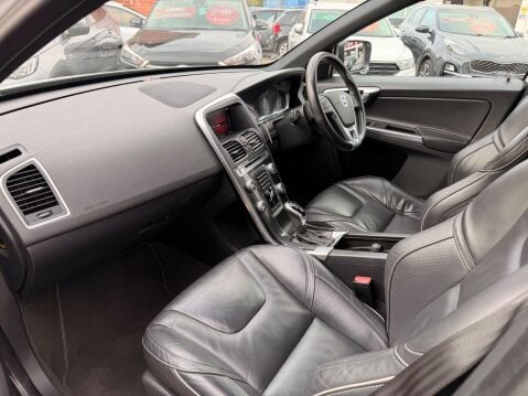 Volvo XC60 D4 R-DESIGN LUX NAV AWD 9