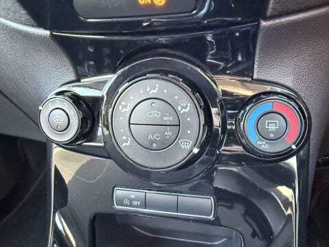 Ford Fiesta 1.0 ZETEC S 15