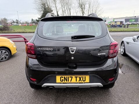 Dacia Sandero Stepway 0.9 LAUREATE TCE 6