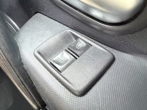 Dacia Sandero Stepway 0.9 LAUREATE TCE 21