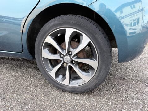 Nissan MICRA 1.2 TEKNA DIG-S 8