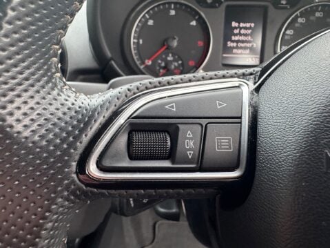 Audi A1 TDI S LINE 12