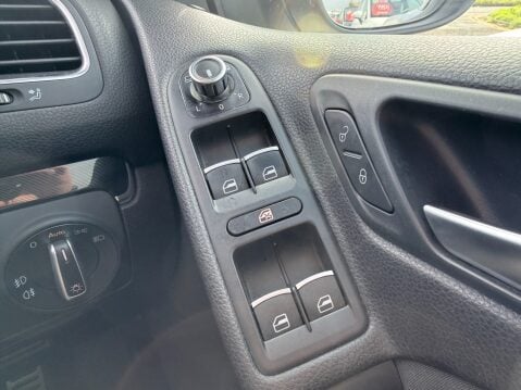 Volkswagen Golf 2.0 GTI 5DR 20