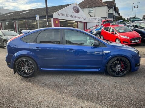 Ford Focus ST-3 7