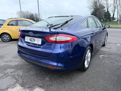 Ford Mondeo 2.0 ZETEC TDCI 5