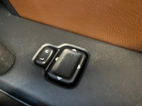 Mazda MX-5 1.8I ROADSTER VENTURE EDITION 24