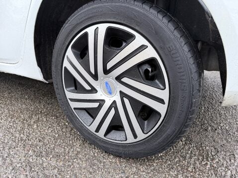 Ford Fiesta 1.25 EDGE 8