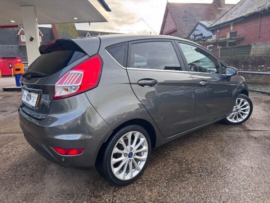Ford Fiesta TITANIUM X