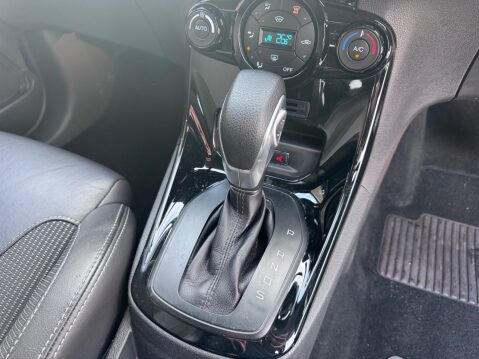 Ford Fiesta TITANIUM X 16