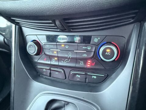 Ford Kuga 1.5 ST-LINE X TDCI AUTOMATIC 23