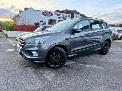 Ford Kuga 1.5 ST-LINE X TDCI AUTOMATIC 1