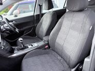 Peugeot 308 1.6 THP ACTIVE 10