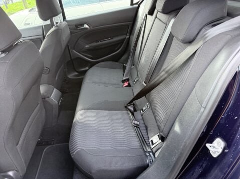 Peugeot 308 1.6 THP ACTIVE 11