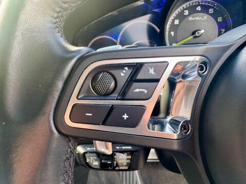 Porsche Cayenne TURBO S 15