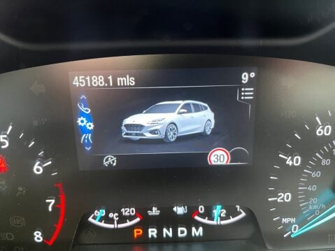 Ford Focus 1.5 182 ST-LINE X AUTOMATIC 27