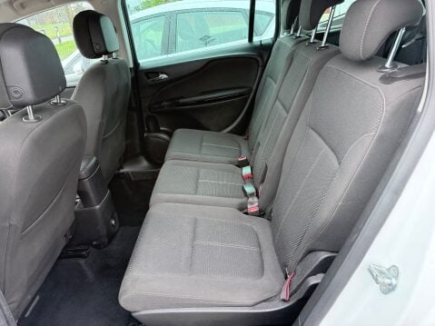 Vauxhall Zafira 2.0 SRI CDTI 7 SEATER 12