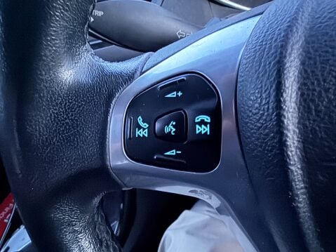 Ford Fiesta 1.0 ZETEC 18