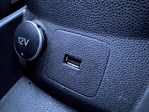 Ford Fiesta 1.0 ZETEC 15