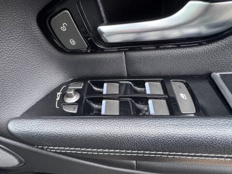 Land Rover Range Rover Evoque ED4 SE TECH 16