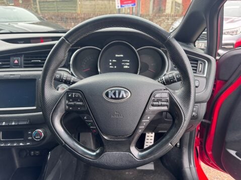 Kia Ceed GT-LINE ISG 13