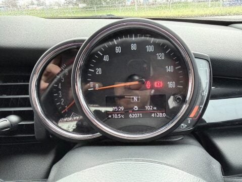 Mini Hatch 1.5 COOPER SPORT 22