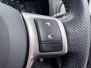 Toyota Yaris VVT-I SR 15